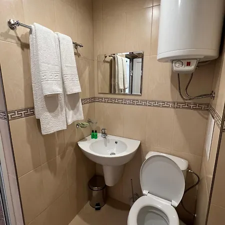 Lazur מלון קיטן